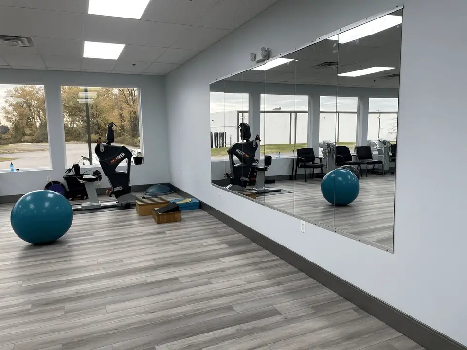 divine-spine-physical-therapy-monroe-nj_equipments